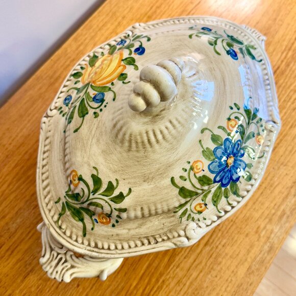 Gorgeous Vintage Deruta Italy Hand Painted Soup Tureen - Picture 6 of 11